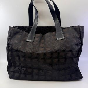 Authentic Women CHANEL Travel Line Tote Bag Black color Nylon